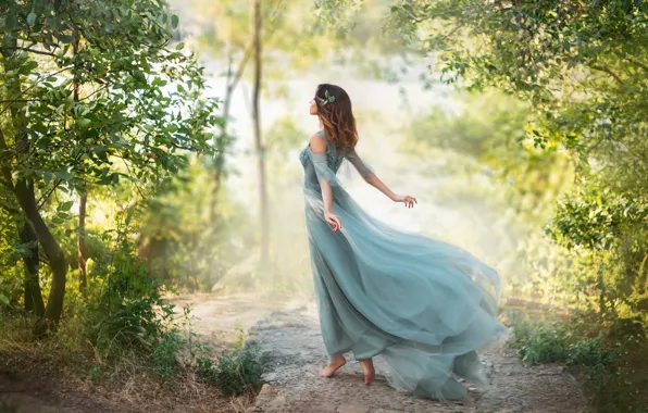 FOREST, GREENS, DRESS, BROWN hair, photographer Irina Kharchenko