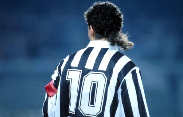 Captain, Juventus, Juventus, Roberto Baggio, The Divine Ponytail, Roberto Baggio, A dozen, Italian