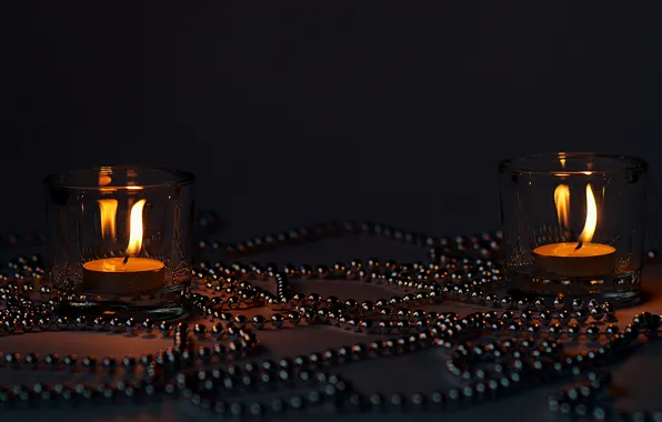 Picture lights, candles, candle holder