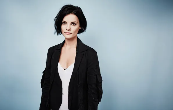 Look, actress, Jaimie Alexander