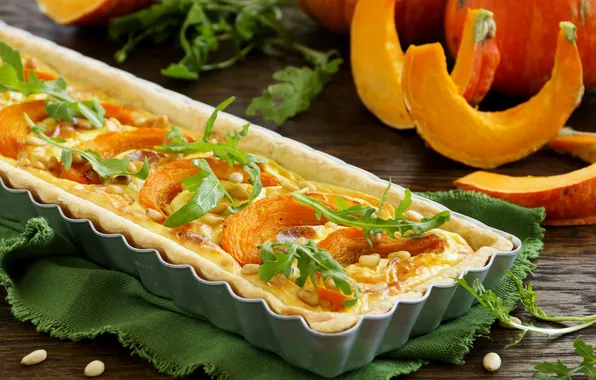 Picture pie, pumpkin, nuts