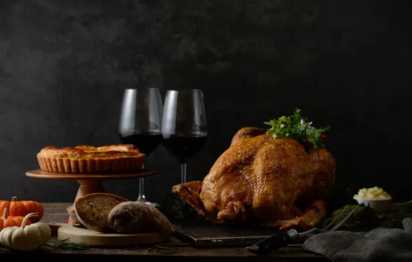 Wine, chicken, glasses, pie