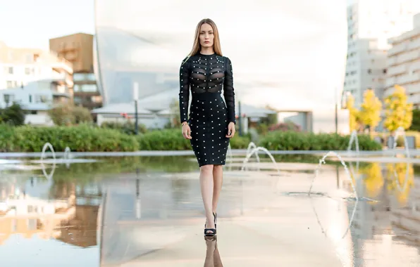 Picture water, model, figure, slim, dress, hairstyle, shoes, fountain