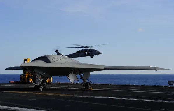 Picture USS Harry S. Truman, UAV X-47B 502, aboard the aircraft carrier