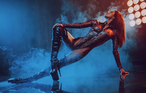 Lights, sexy, pose, model, smoke, boots, makeup, figure