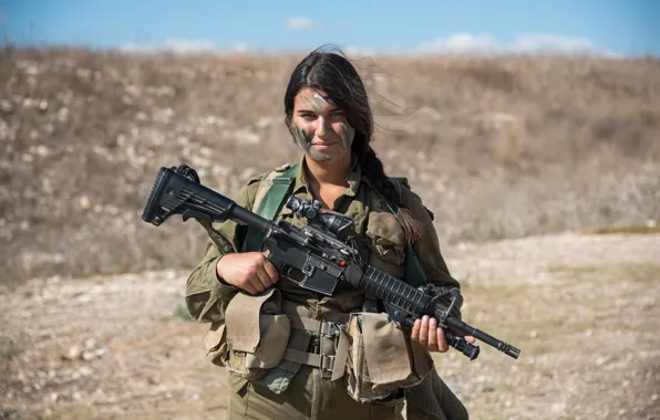 Picture girl, weapons, soldiers, form