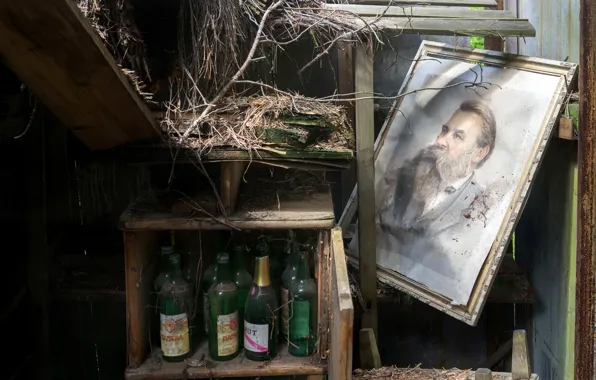 Dump, bottle, Friedrich Engels