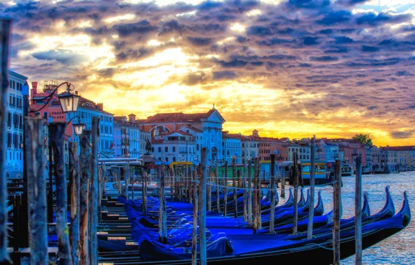 Picture dawn, home, boats, morning, Italy, Venice, channel, gondola