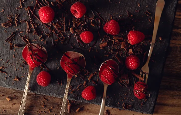 Picture berries, raspberry, chocolate, plug, spoon