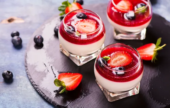 Picture berries, strawberry, dessert, jelly, blueberries, mousse