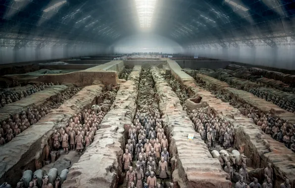 Picture China, tunnel view, terracotta army