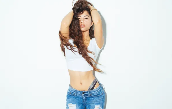 Picture pose, jeans, hands, figure, white background, t-shirt, curls, long hair
