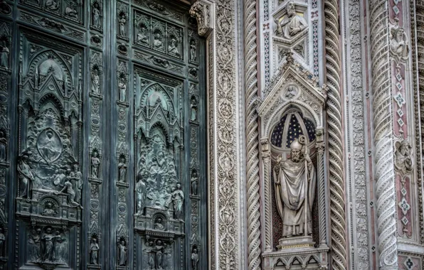 Picture wall, decorated, florence cathedralm
