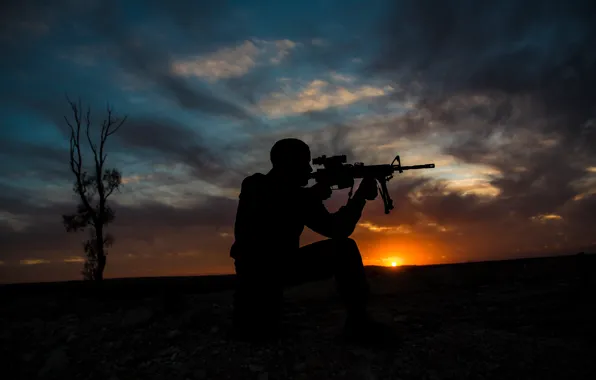 Sunset, weapons, silhouette, soldiers