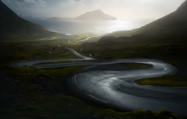 Picture road, sea, shore