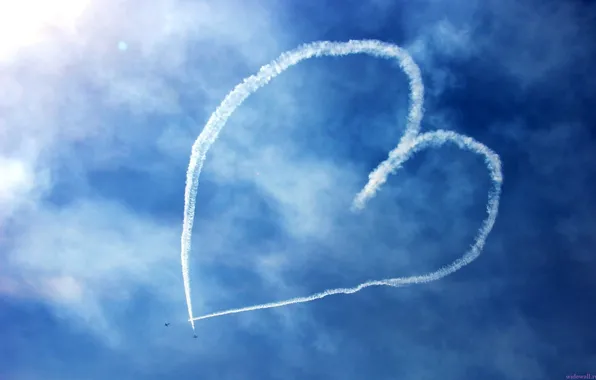 Picture the sky, heart, figure, aircraft