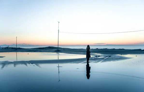 Girl, reflection, horizon