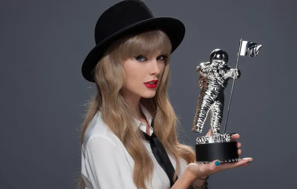 Picture hat, makeup, actress, hairstyle, tie, award, singer, Taylor Swift