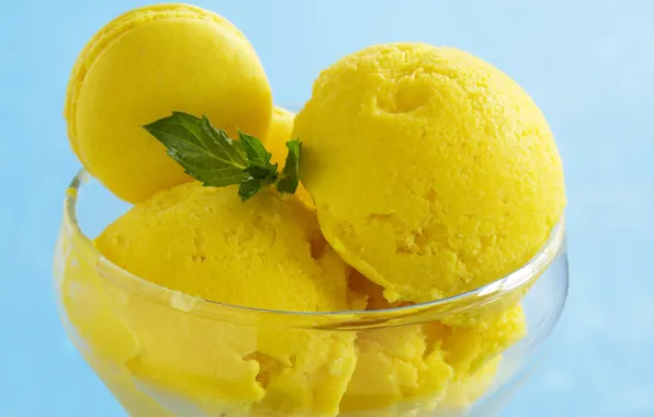 Picture ice cream, blue background, yellow