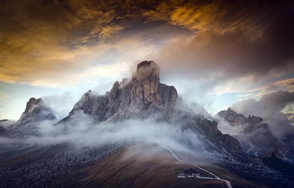 Picture italy, dolomites, Portrait of a Mountain