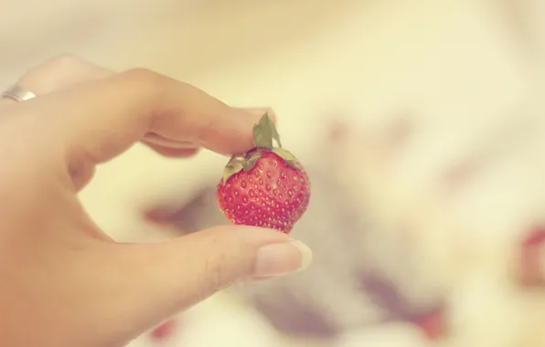 Picture hand, strawberry, berry, fingers, nails