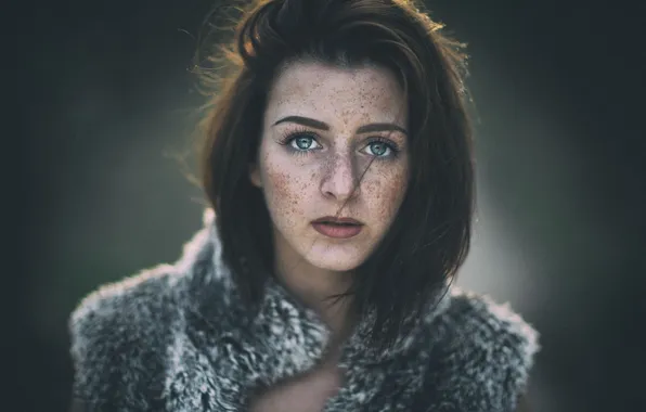 Look, girl, freckles