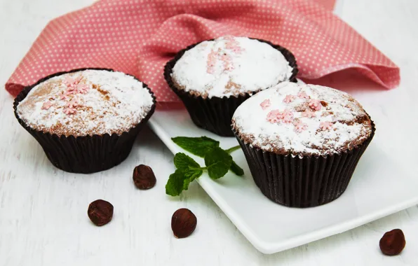 Nuts, cakes, cupcakes, powdered sugar, Olena Rudo