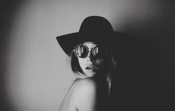 Portrait, hat, glasses, Annie Mcginty