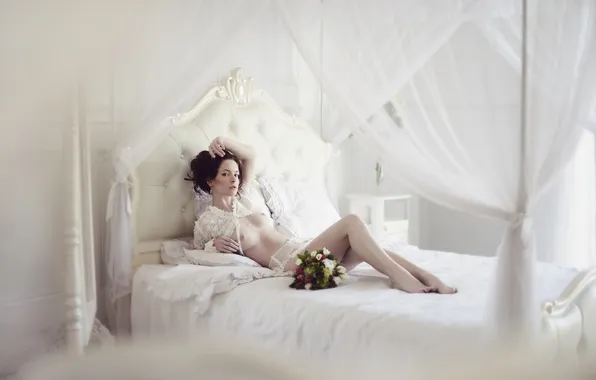 Chest, flowers, body, beauty, beauty, the temptation, bedroom, in bed