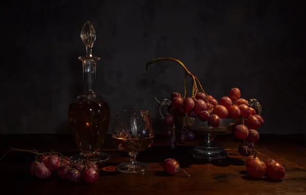 Light, the dark background, table, wine, glass, grapes, bunch, alcohol