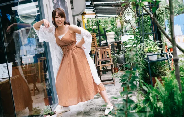 Pose, laughter, Asian