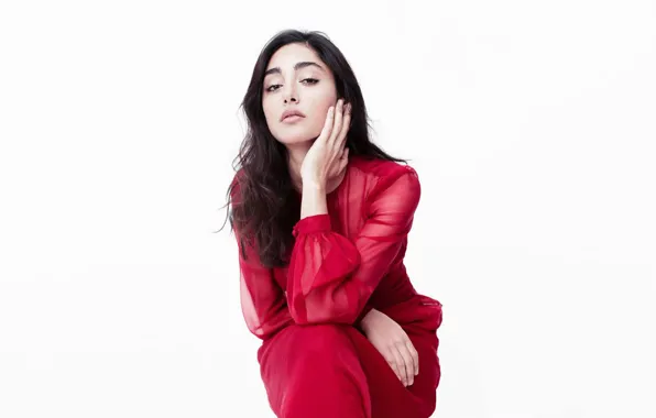 Golshifteh Farahani’s husband reveals the quiet resilience behind a star in the Iranian spotlight