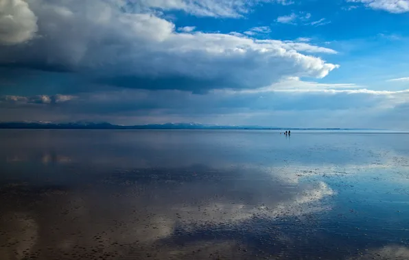 Sea, clouds, lake, reflection, people, shore, stranded