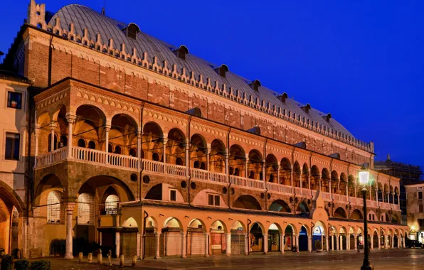 Picture night, lights, Italy, Padova, Palazzo della Ragione