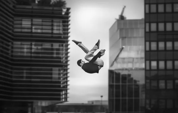 The city, jump, flight, Dimitri Petrowski