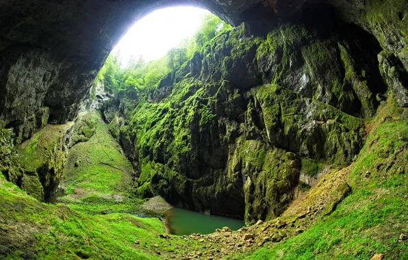 Picture lake, Czech Republic, gorge, propast Macocha, Boskovice, Morava, The moravian karst, Western park