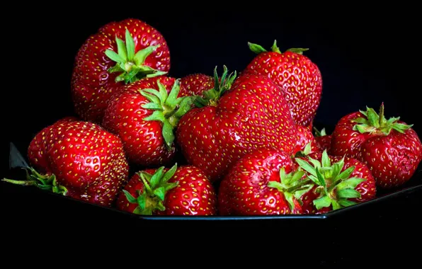 Picture berries, harvest, strawberries, strawberry, plate