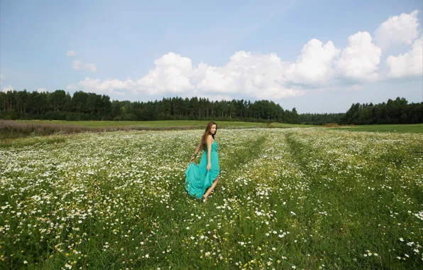 Field, nature, model, brunette, countryside, gorgeous, photoshoot, posing