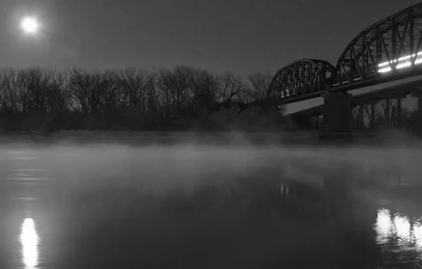 Night, bridge, fog, black and white