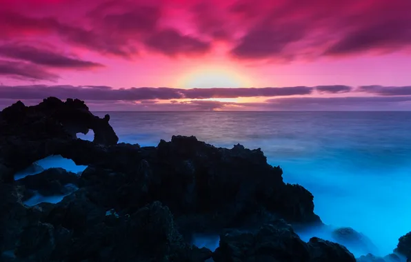 Sea, clouds, sunset, rocks