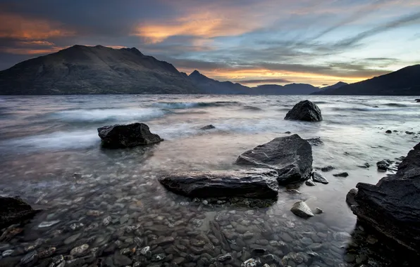 Picture sea, mountains, stones, New Zealand
