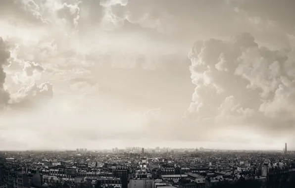 Clouds, the city, Paris