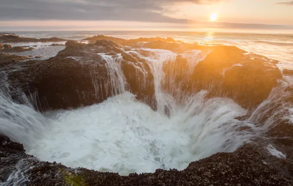 Sea, the sky, the sun, clouds, light, sunset, the ocean, dawn