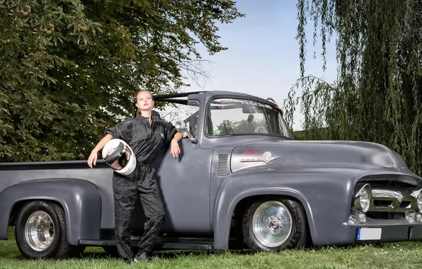 Model, Janine, Ford F100 based HotRod