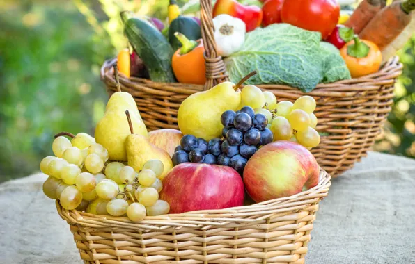 Basket, apples, grapes, pear, vegetables