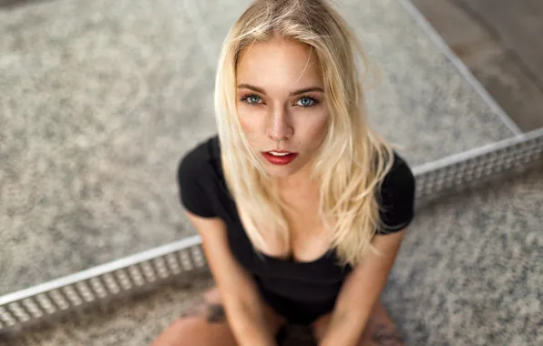 Look, face, portrait, blur, makeup, piercing, hairstyle, blonde