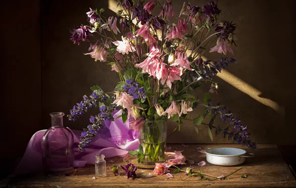 Water, light, flowers, glass, the dark background, table, bouquet, petals
