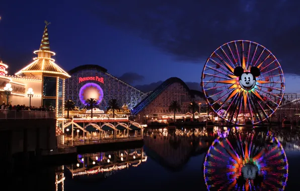 Picture California, Mickey mouse, attractions, Disney California Adventure, Disneyland Resort, Paradise Pier, roller coaster