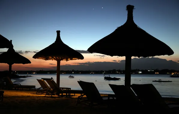 BEACH, SAND, SUNSET, SHORE, The EVENING, UMBRELLAS, Sun LOUNGERS