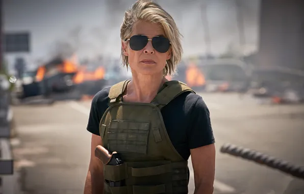 Picture gun, fiction, frame, glasses, action, Terminator, bokeh, Sarah Connor